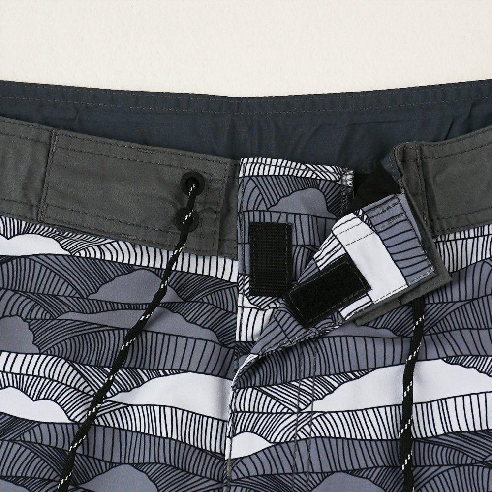 Men's Beach Shorts - In Stock | 4-Way Stretch Fabric, Digital Printing | Quick-Drying, Breathable, Water-Resistant & Sun-Protective | Cool Touch & Drape | Comfort-Focused