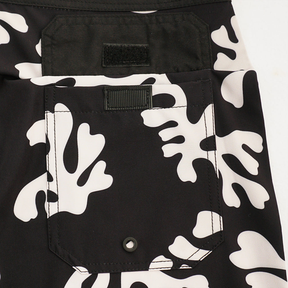 Men's Beach Shorts - In Stock | 4-Way Stretch Fabric, Digital Printing | Quick-Drying, Breathable, Water-Resistant & Sun-Protective | Cool Touch & Drape | Comfort-Focused