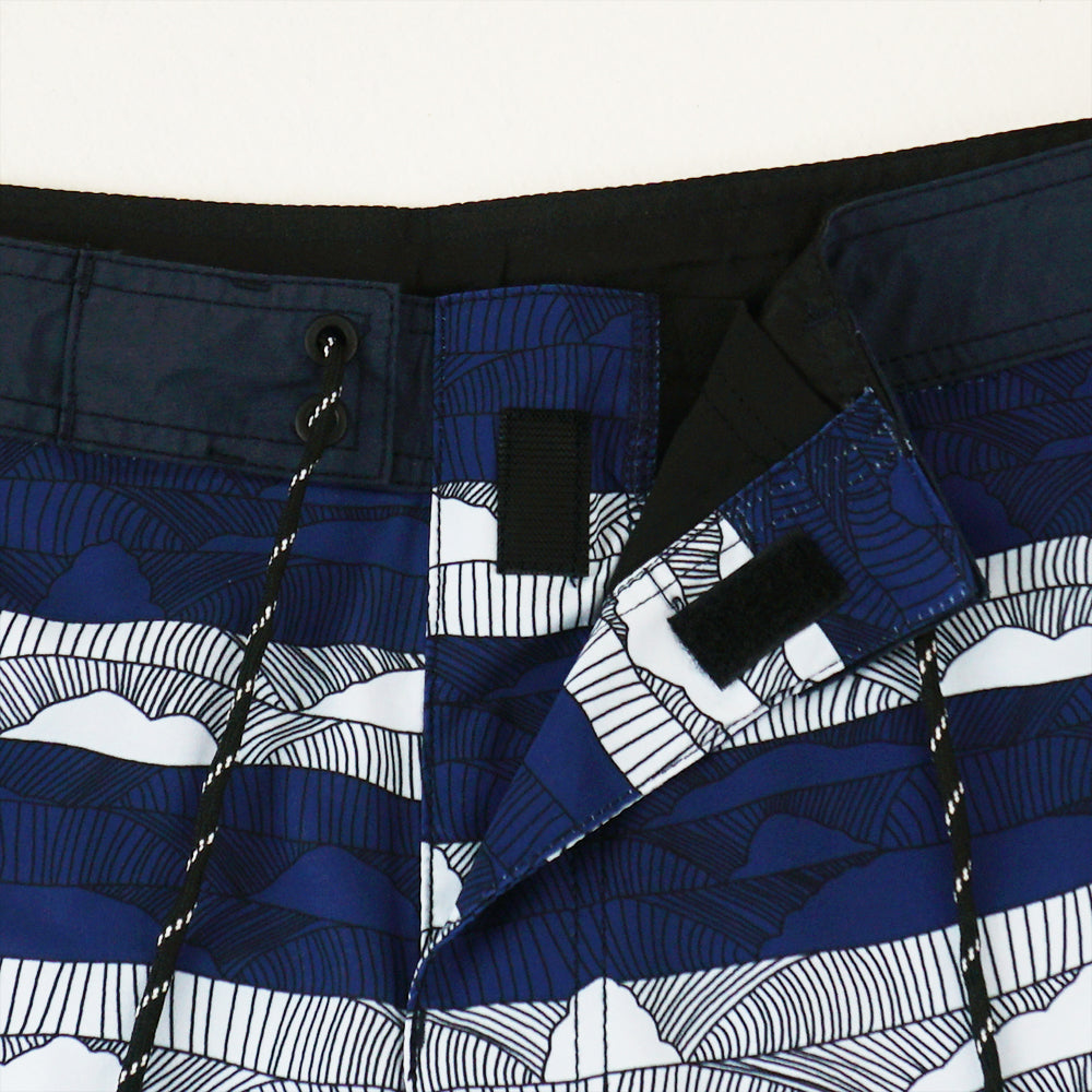 Men's Beach Shorts - In Stock | 4-Way Stretch Fabric, Digital Printing | Quick-Drying, Breathable, Water-Resistant & Sun-Protective | Cool Touch & Drape | Comfort-Focused