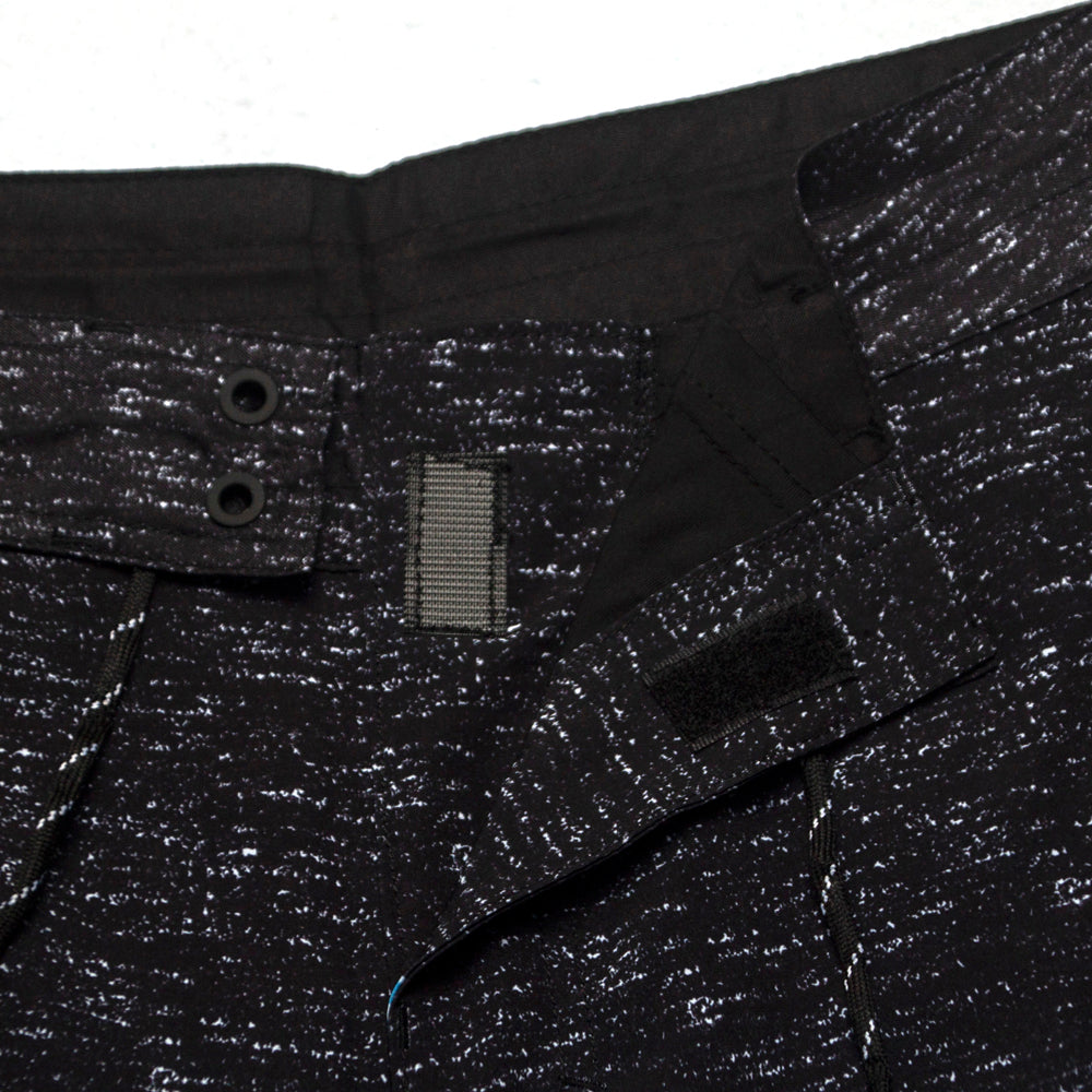 Men's Beach Shorts - In Stock | 4-Way Stretch Fabric, Digital Printing | Quick-Drying, Breathable, Water-Resistant & Sun-Protective | Cool Touch & Drape | Comfort-Focused